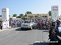 Ronde van Qatar, 1e etappe - 2 februari 2004<br />De start van de 1e etappe